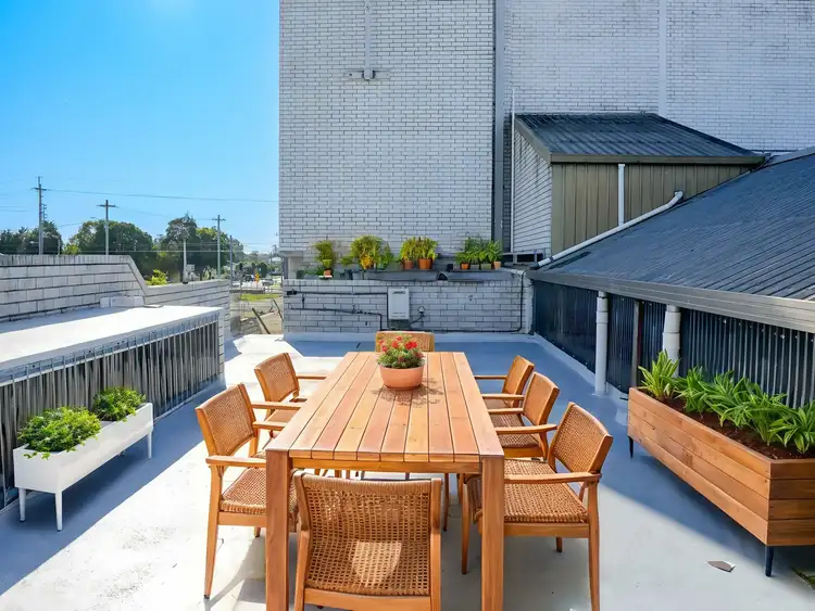 1/185 Princes Highway, Albion Park Rail NSW 2527