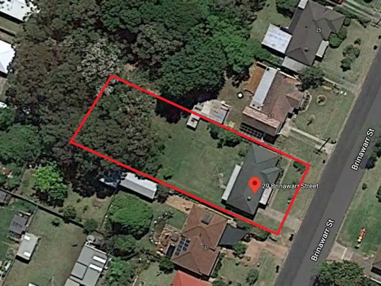 29 Brinawarr Street, Bomaderry NSW 2541