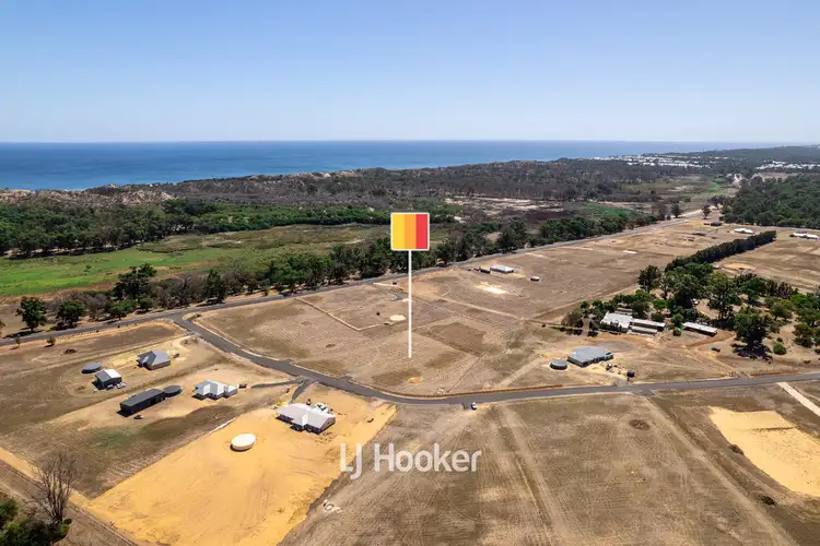 114 Acreage Boulevard