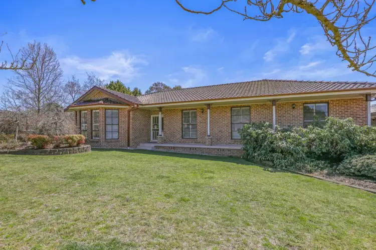 3 Girraween Drive, Marrangaroo NSW 2790