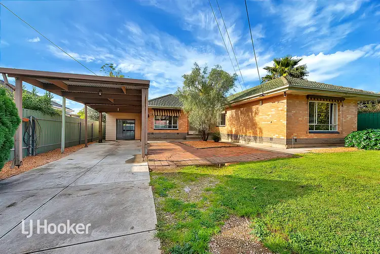 20 Pamela Drive, Para Hills SA 5096