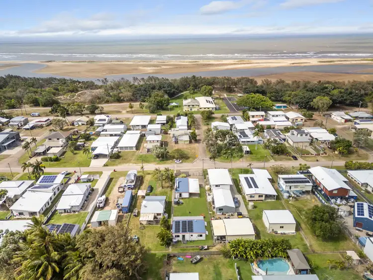 28 Topton Street, Alva QLD 4807