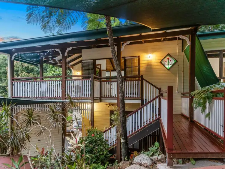 4 Cycas Close, Kamerunga QLD 4870