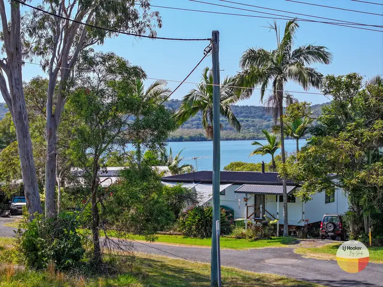8 Aquamarine Ave, Russell Island QLD 4184