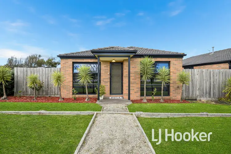 1/142 Toomuc Valley Road, Pakenham VIC 3810