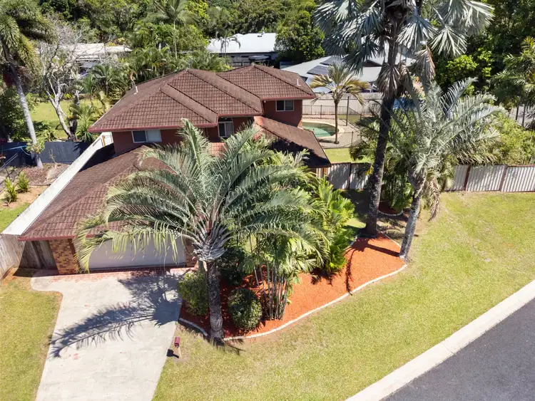 3 Raphis Close, Kamerunga QLD 4870