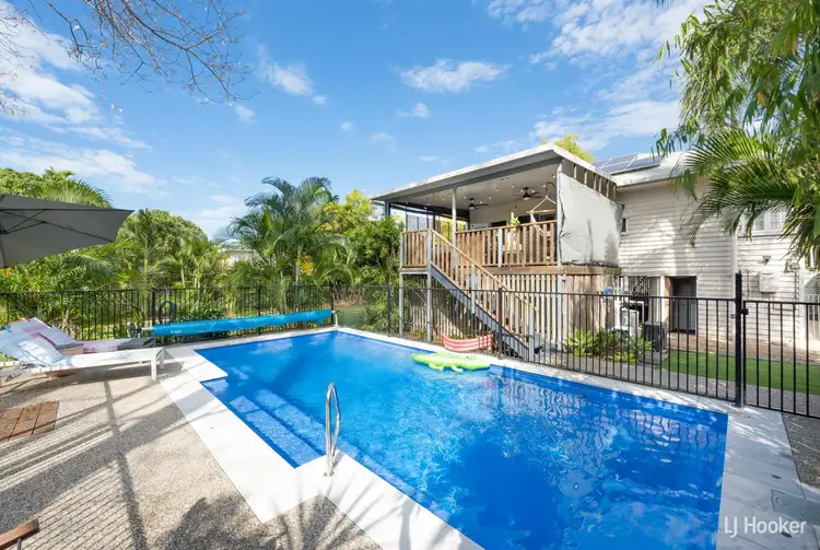 32 Sherriff Street, Hermit Park QLD 4812