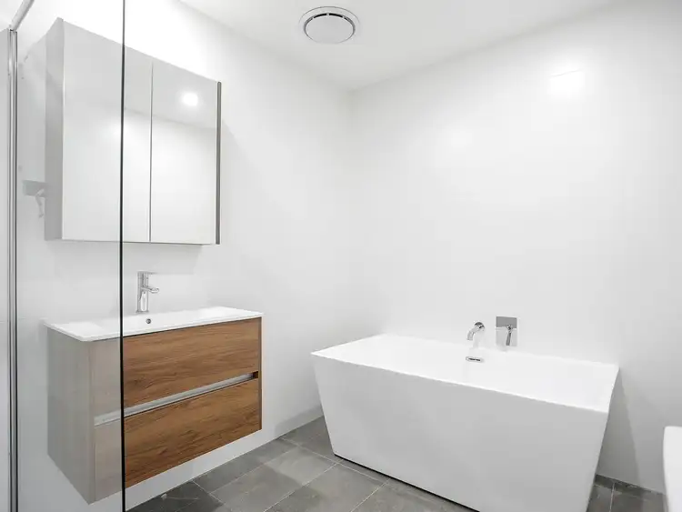 Fifth view of Homely house listing, 1/4 Lyrebird Close, Blackbutt NSW 2529
