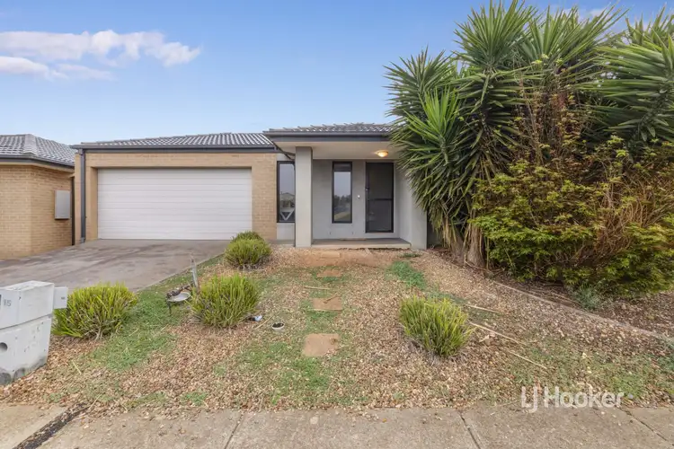 15 Harper Street, Melton South VIC 3338