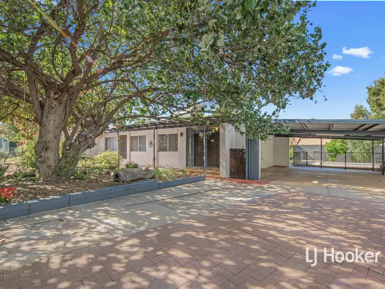 30 Plumbago Crescent