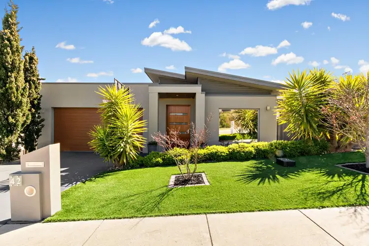 42 Clancy Mckenna Crescent, Bonner ACT 2914