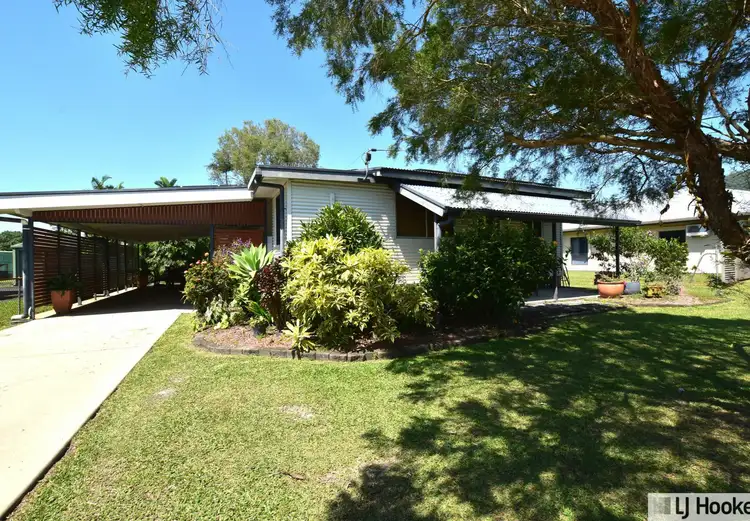 15 Trower Street, Tully QLD 4854