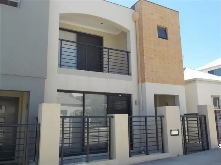 8 Eveleigh Boulevard