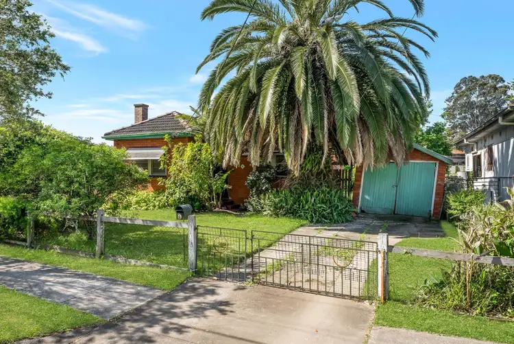6 Ronald Street, Carramar NSW 2163