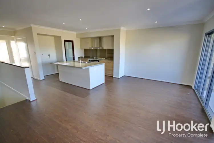 1 Hantlemann Lane, Yarrabilba QLD 4207