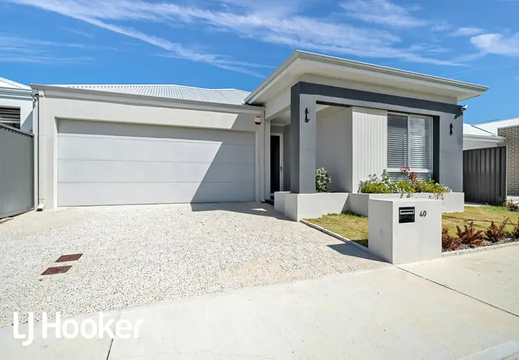 40 Casina Way, Jindalee WA 6036