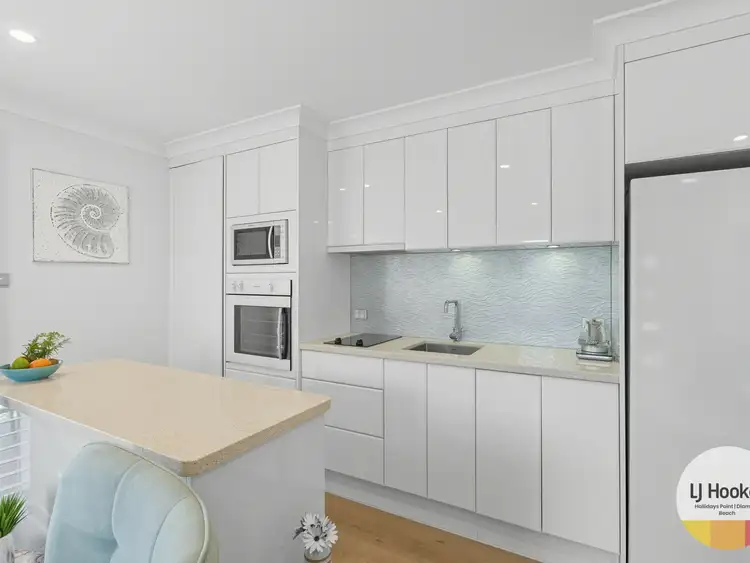 Fourth view of Homely unit listing, 4/24 Jubilee Parade, Diamond Beach NSW 2430
