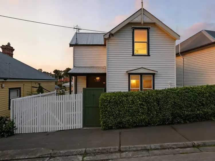 6 Lower Jordan Hill Road, West Hobart TAS 7000