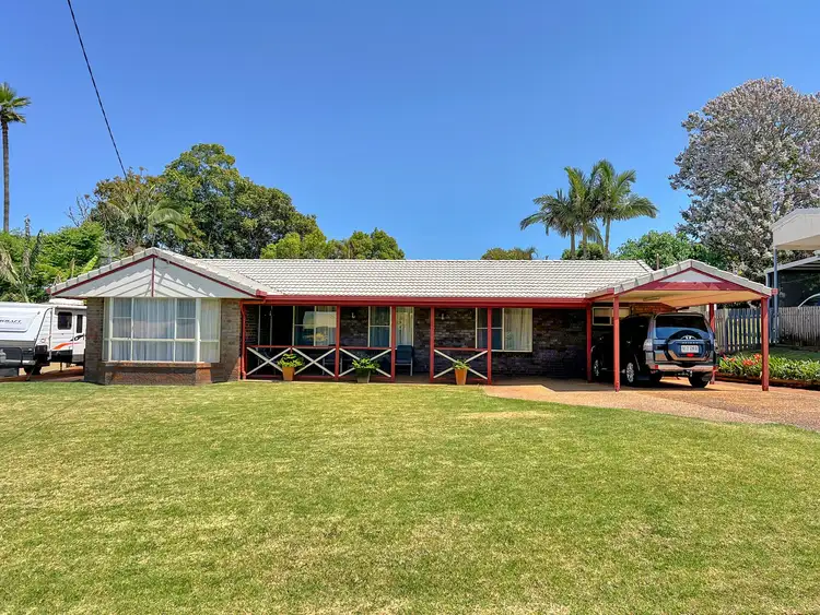 6 Nolan Drive, Kingaroy QLD 4610