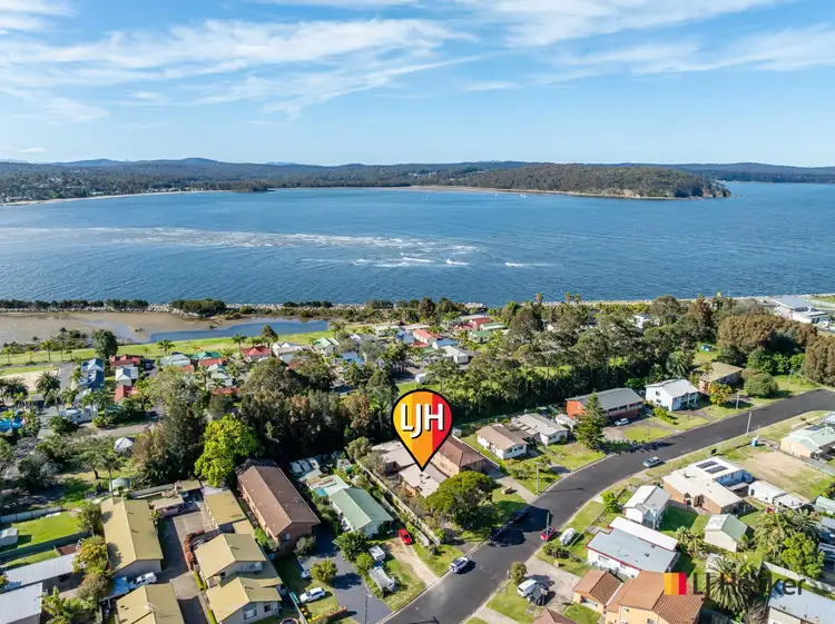2/9 Avalon Street, Batemans Bay NSW 2536