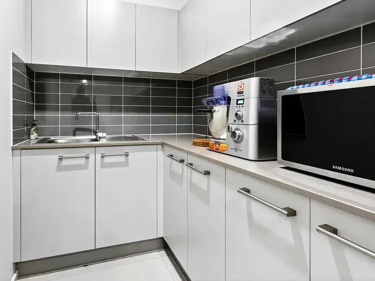 Fifth view of Homely house listing, 7 Verbena Avenue, Hamlyn Terrace NSW 2259
