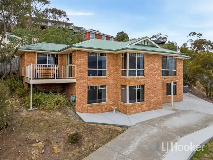 39 Grevillea Avenue
