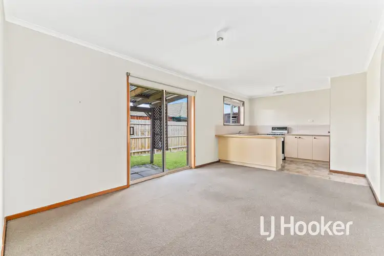 Fourth view of Homely unit listing, 1/2 Barilla Court, Cranbourne VIC 3977