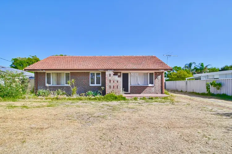 8 Regan Street, Rockingham WA 6168