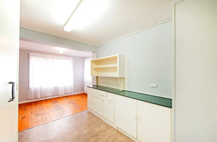 Fifth view of Homely house listing, 10 Bennelong Crescent, Macquarie ACT 2614