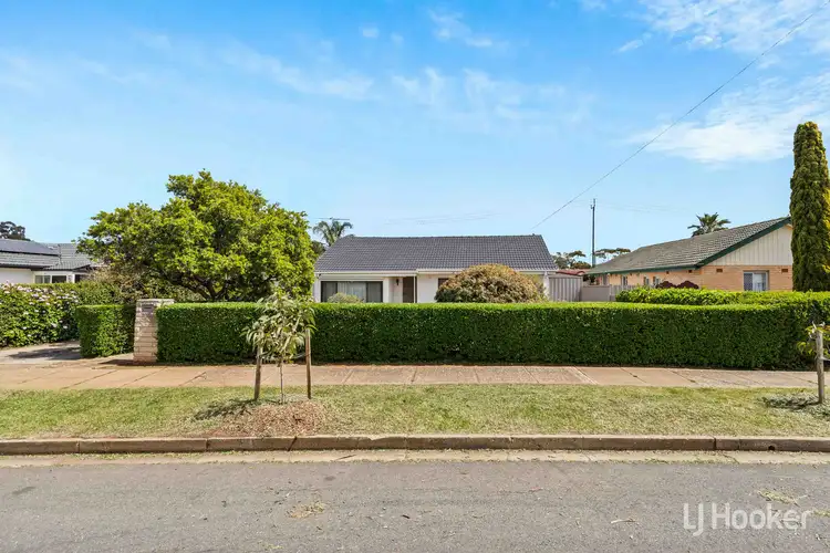 13 Justinian Street, Elizabeth Downs SA 5113