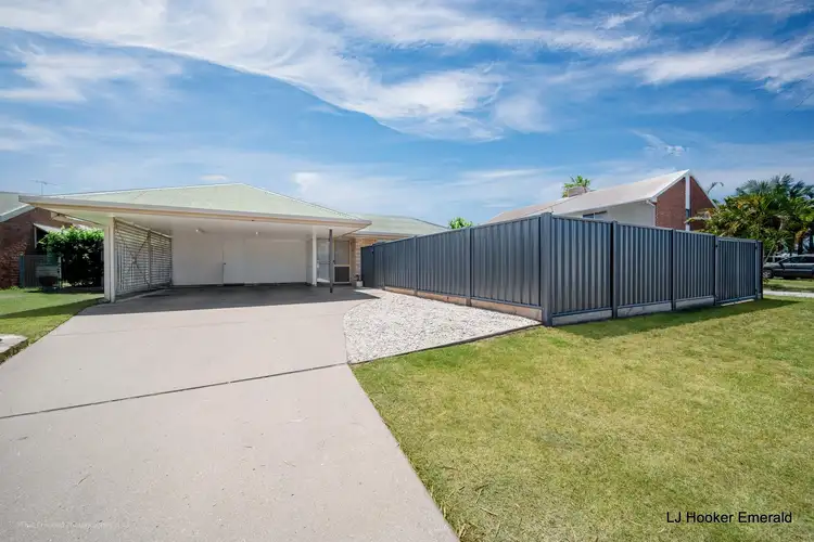 2 Chalmers Cres, Emerald QLD 4720