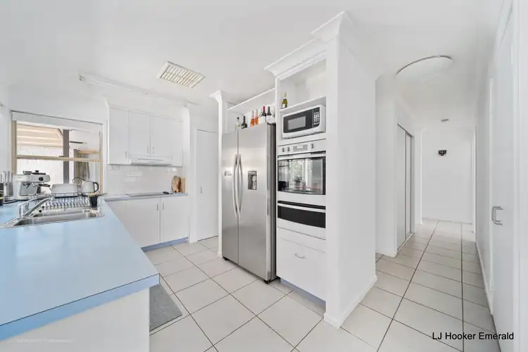 Fifth view of Homely house listing, 2 Chalmers Cres, Emerald QLD 4720