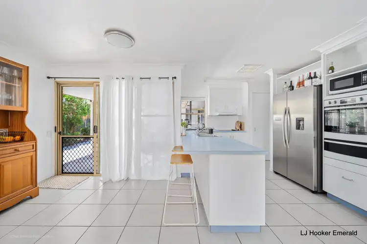 Sixth view of Homely house listing, 2 Chalmers Cres, Emerald QLD 4720