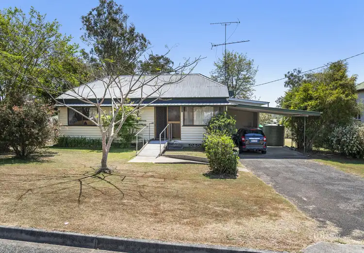 27 Bellambi Street, Toogoolawah QLD 4313
