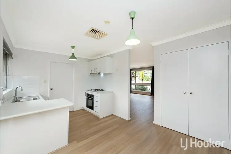 Fifth view of Homely house listing, 2 Charnley Close, Gosnells WA 6110