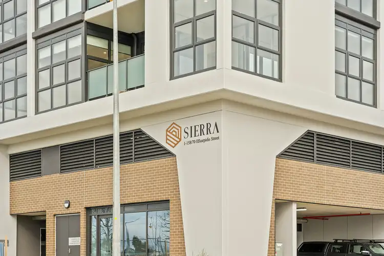 109/70 Efkarpidis Street