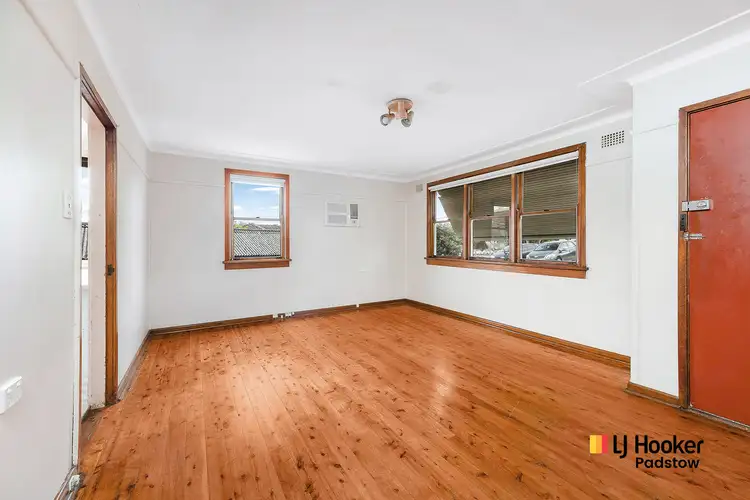 223 Davies Road, Padstow NSW 2211