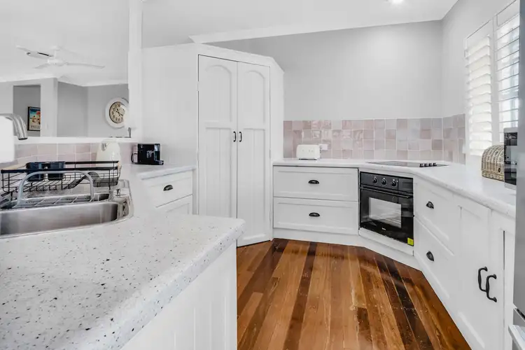 Second view of Homely house listing, 7 Janine Drive, Bahrs Scrub QLD 4207