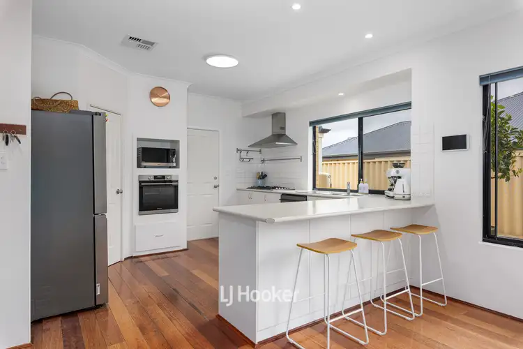 Sixth view of Homely house listing, 10 Robinhood Road, Dalyellup WA 6230