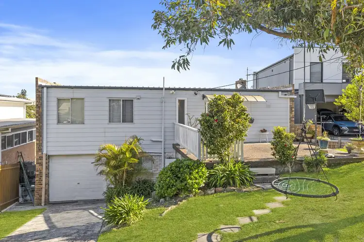 Third view of Homely house listing, 22 Vista Avenue, Copacabana NSW 2251