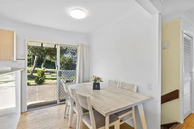 Fifth view of Homely house listing, 22 Vista Avenue, Copacabana NSW 2251