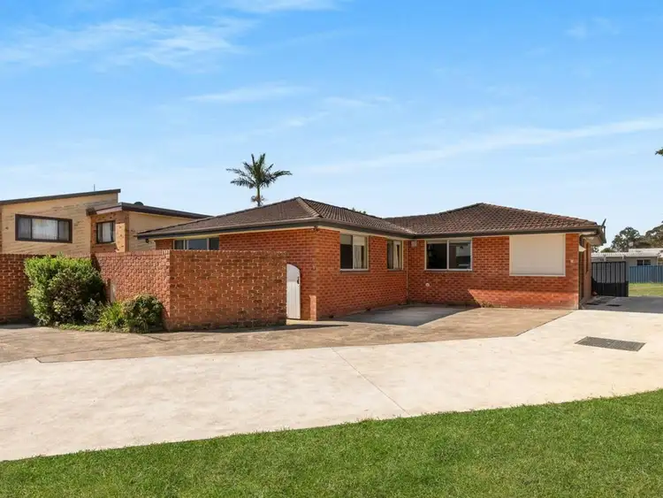 Unit 1/292 Princes Highway, Bomaderry NSW 2541