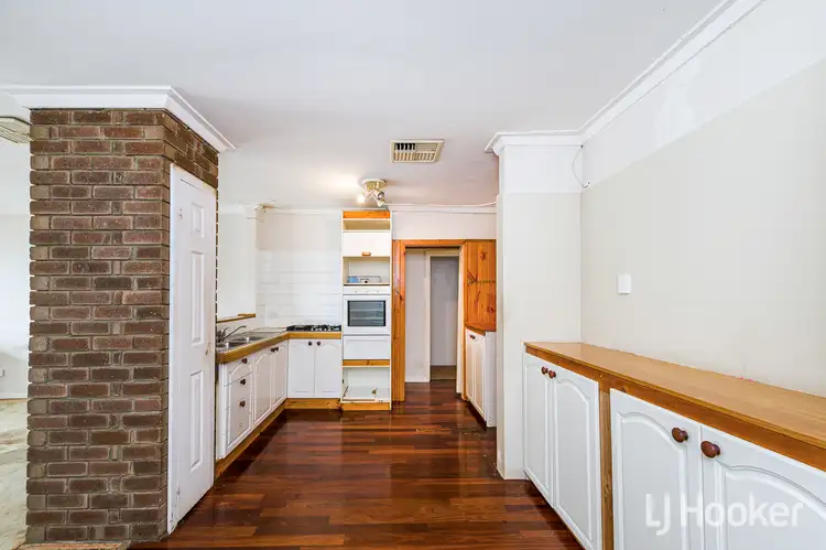 Fourth view of Homely house listing, 8 Mills Road West, Martin WA 6110