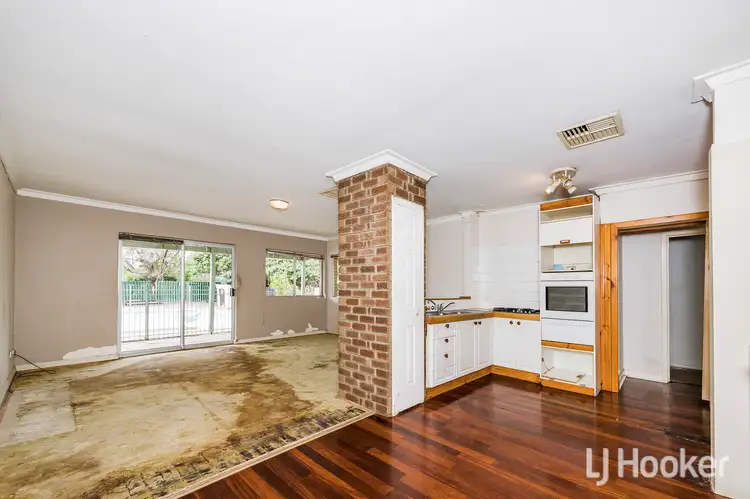 Sixth view of Homely house listing, 8 Mills Road West, Martin WA 6110
