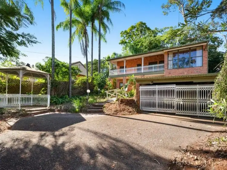 69 Hillside Terrace, St Lucia QLD 4067