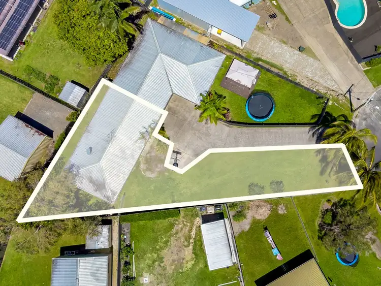 Second view of Homely house listing, 1/5 Ormsby Close, Whitfield QLD 4870