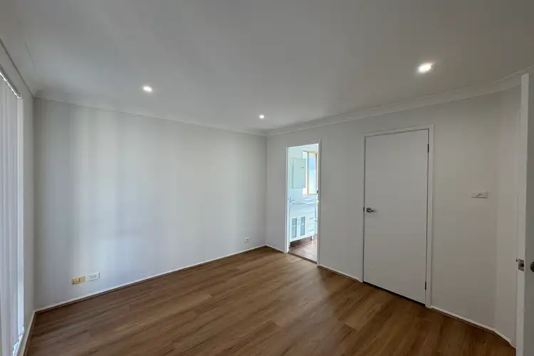 Fourth view of Homely house listing, 16 Bergalia Close, Prestons NSW 2170