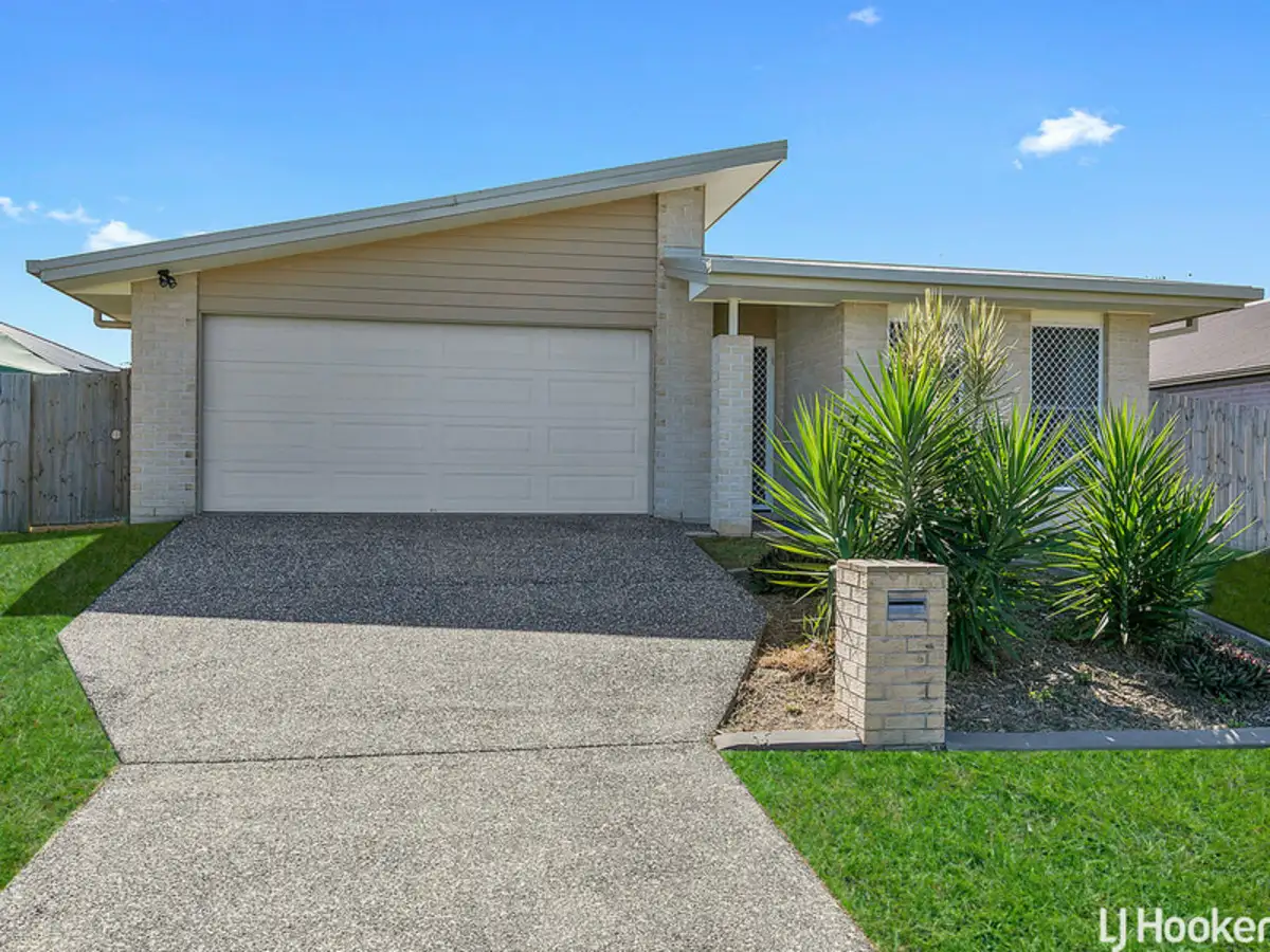 Main view of Homely house listing, 33 Bangalow Street, Morayfield QLD 4506
