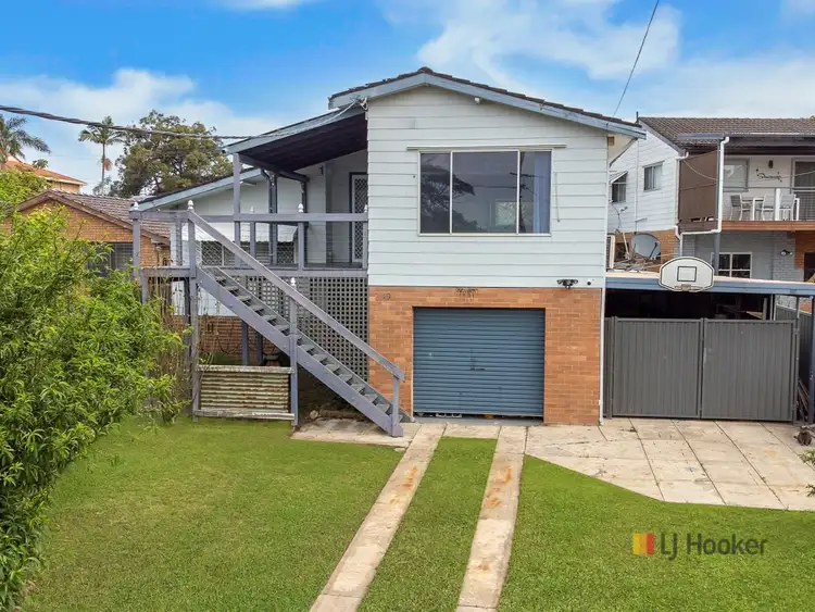 19 Gamban Road, Gwandalan NSW 2259
