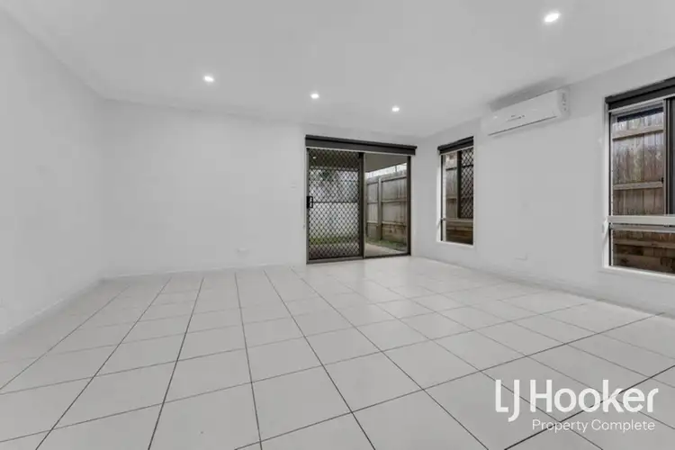 8 Flint Street, Yarrabilba QLD 4207